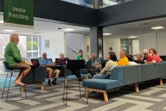 Kunvenejo. Foto: Joanne Johns